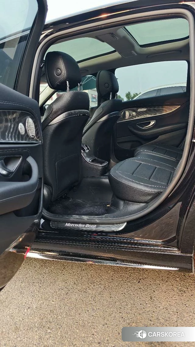 Mercedes-Benz E-class id 4320903 из Китая 11