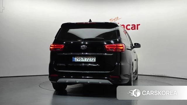 Kia The New Carnival id 4689380 из Кореи 14