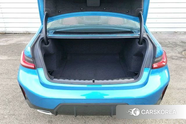 BMW 3 series id 4254809 из Китая 9