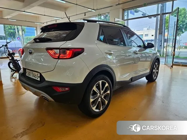 Kia Stonic id 3526440 из Кореи 14