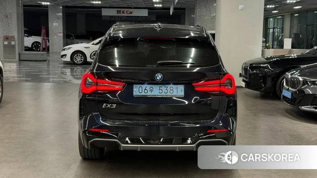 BMW iX3 2024 Черный из Кореи, фото 4