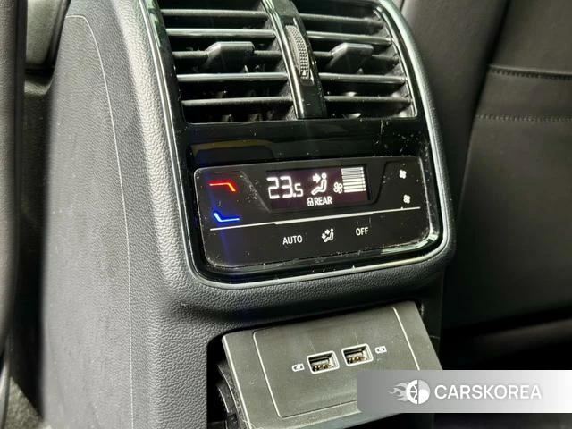 Volkswagen CC id 4276407 из Китая 28