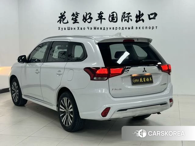 Mitsubishi  Outlander id 4218705 из Китая 13