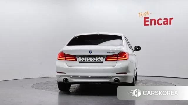 BMW 5 Series (G30) id 2986299 из Кореи 14