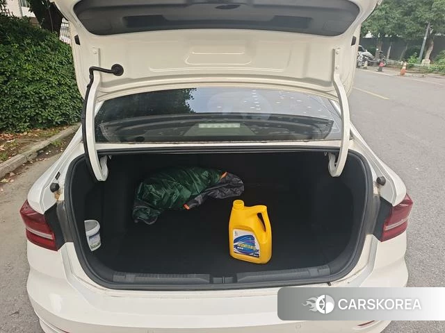 Volkswagen Lavida id 4387334 из Китая 15