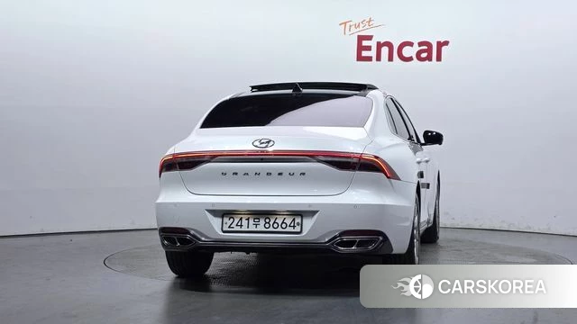 Hyundai The New Grandeur IG Hybrid id 4536057 из Кореи 29