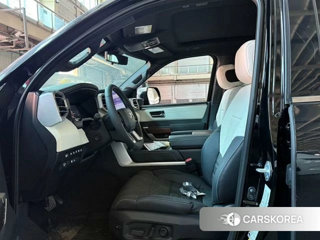 Toyota Sequoia id 4275849 из Китая 7