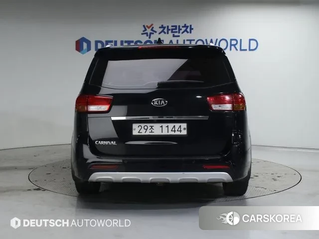 Kia All New Carnival id 3617381 из Кореи 14