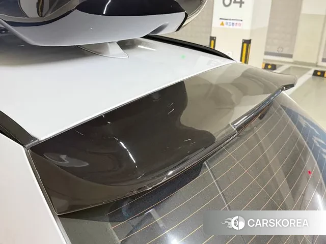 BMW 3 Series (G20) 2023 Белый из Кореи, фото 5