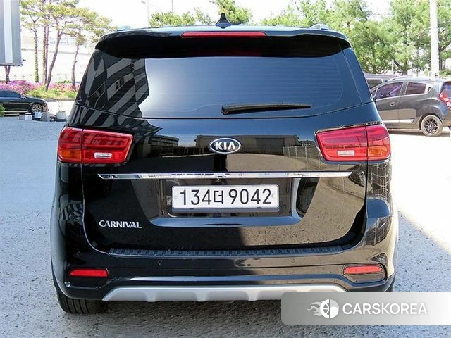 Kia The New Carnival id 4232999 из Кореи 14