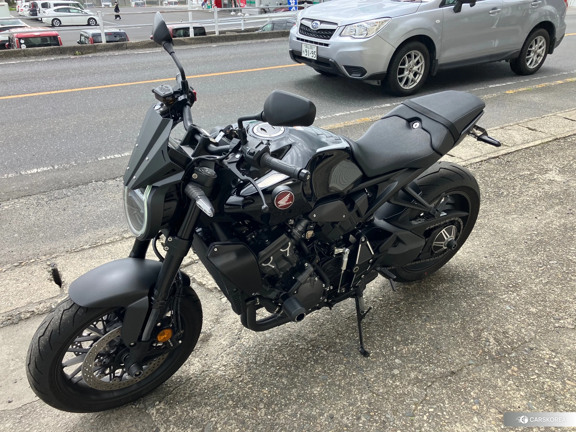 Проданный Honda CB1000R id 4184810 из Японии, фото 2