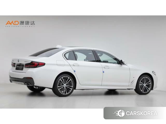 BMW 5 series 2023 Белый из Китая, фото 4