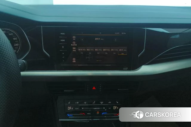 Volkswagen Passat id 4236647 из Китая 11