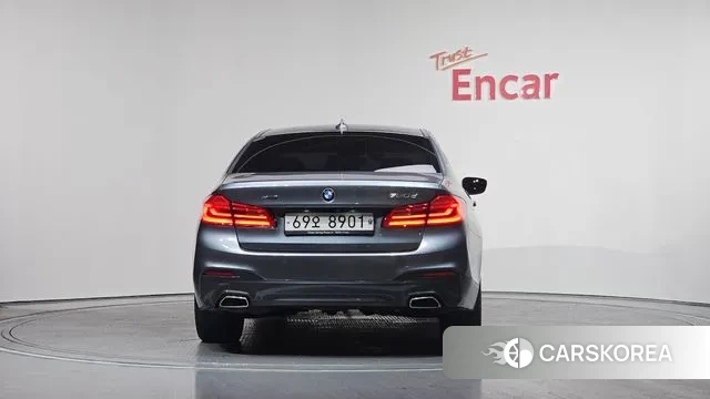 BMW 5 Series (G30) id 3449799 из Кореи 14