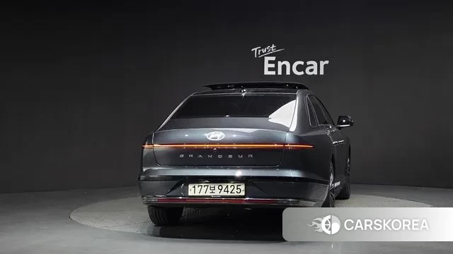 Hyundai Grandeur Hybrid (GN7) id 3289765 из Кореи 14