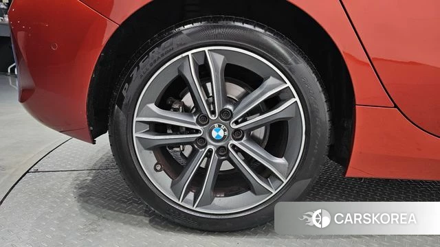 BMW 1 Series (F40) id 3916437 из Кореи 14