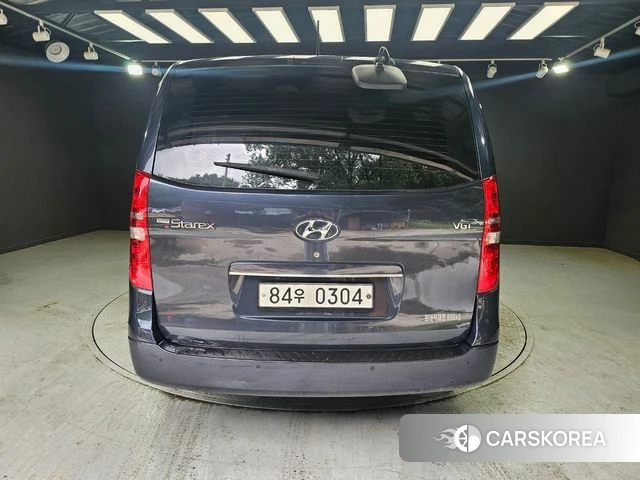 Hyundai The New Grand Starex id 4574358 из Кореи 12