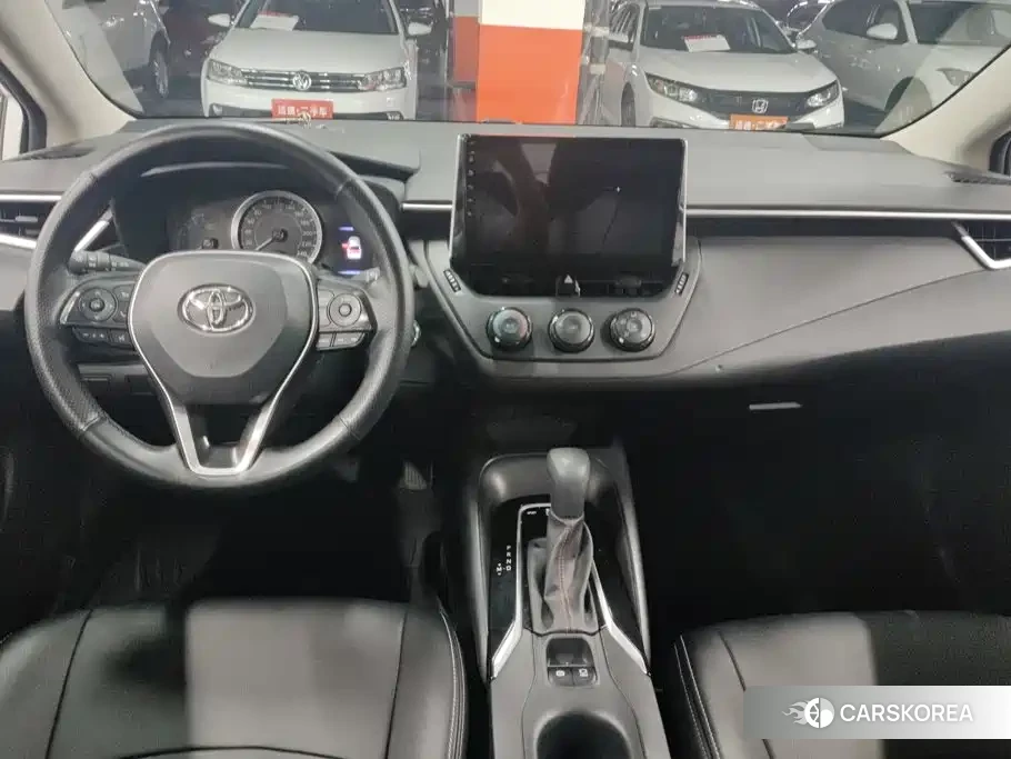 Toyota Corolla id 4669406 из Китая 10