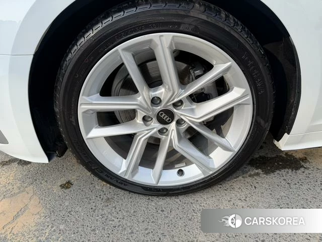 Audi A5 id 4260888 из Китая 8