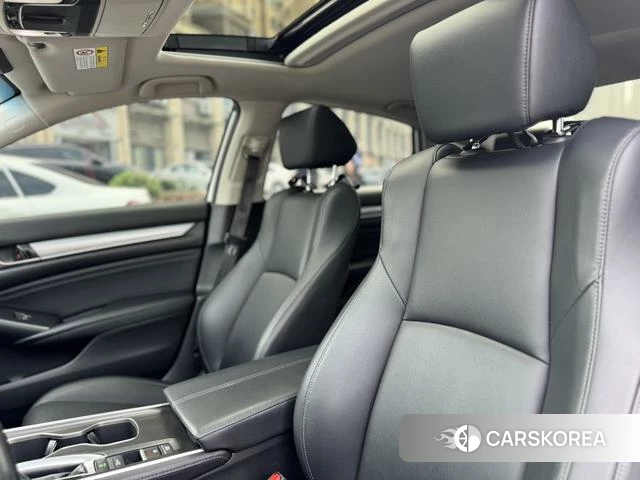 Honda Accord id 4297893 из Китая 14