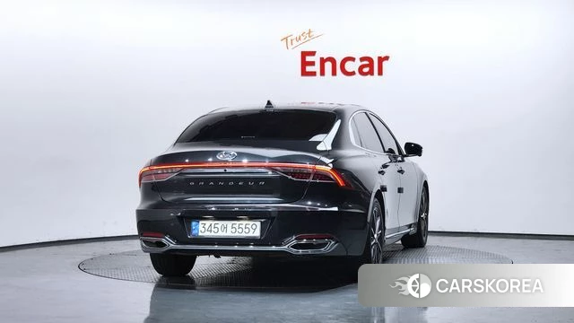 Hyundai The New Grandeur IG id 4383916 из Кореи 34