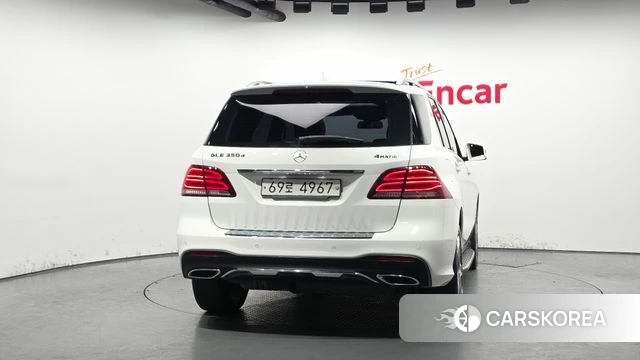 Mercedes-Benz GLE - Class W166 id 3942882 из Кореи 14