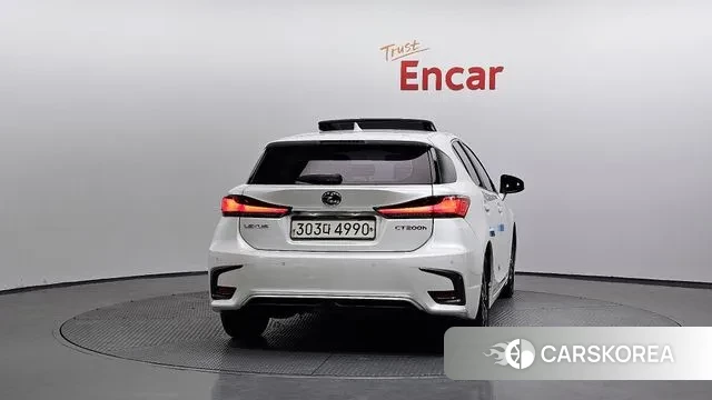 Lexus CT200h id 3380636 из Кореи 14