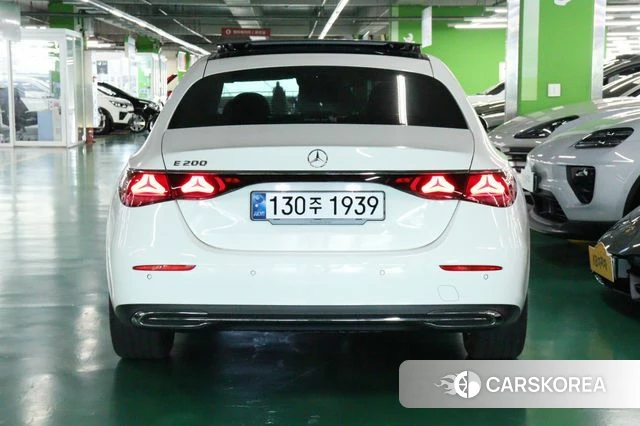 Mercedes-Benz E-Class W214 id 4516522 из Кореи 14