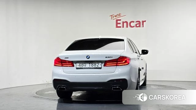 BMW 5 Series (G30) id 4751047 из Кореи 26