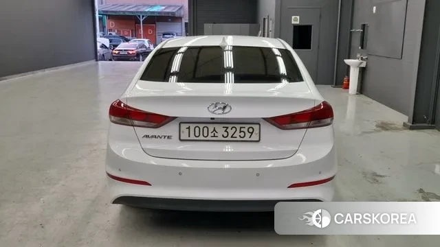 Hyundai Avante AD id 3568797 из Кореи 12