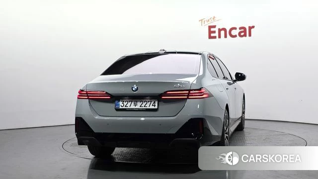 BMW 5 Series (G60) id 4248114 из Кореи 14