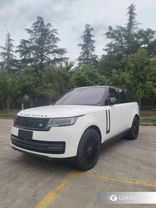Land Rover Range Rover 2023 Белый из Китая, фото 4