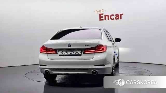 BMW 5 Series (G30) id 3325245 из Кореи 14