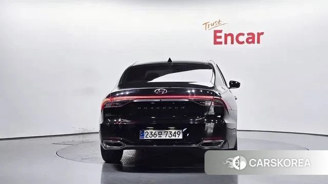 Hyundai The New Grandeur IG id 3181469 из Кореи 14