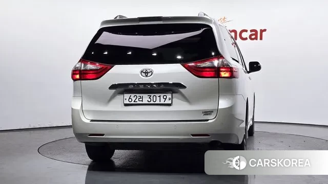 Toyota Sienna id 3622433 из Кореи 14