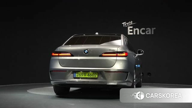 BMW 7 Series (G70) id 4650347 из Кореи 27
