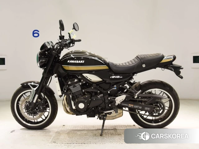 Kawasaki Z900RS 2022 из Японии