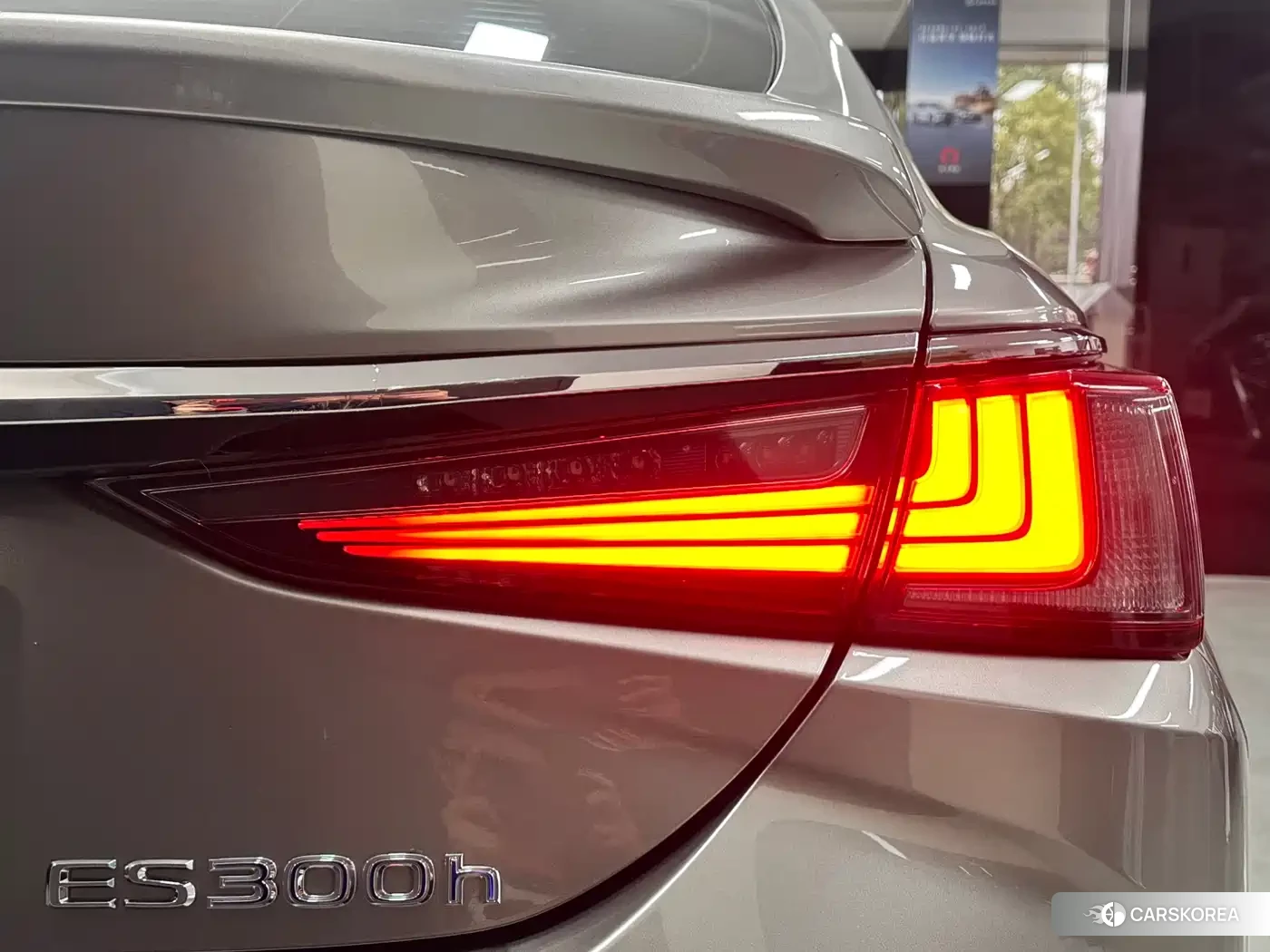 Lexus ES id 4565386 из Китая 9