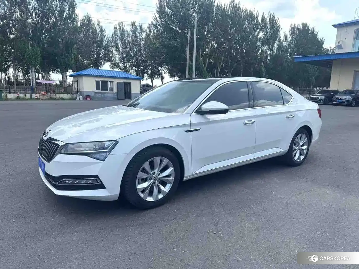 Skoda Superb id 4653961 из Китая 12