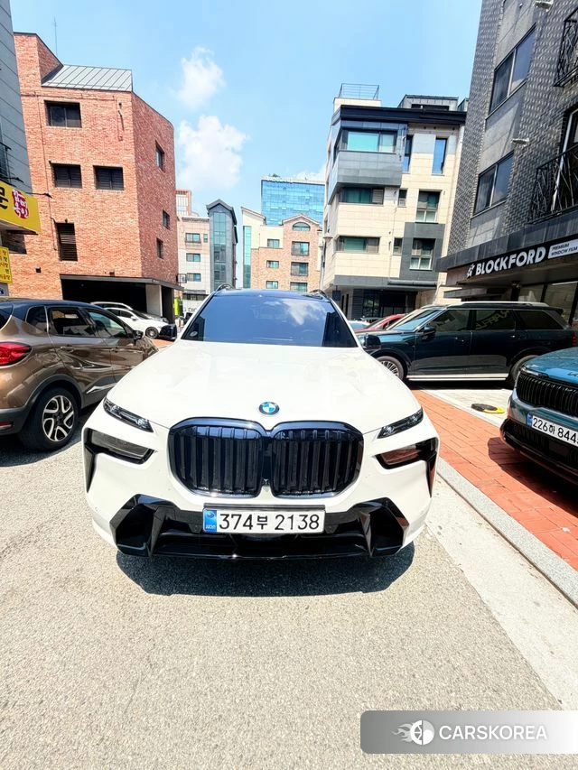 BMW X7 (G07) 2025 Белый из Кореи, фото 4