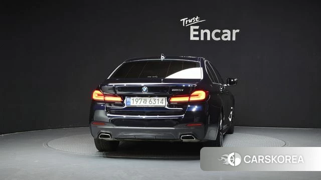 BMW 5 Series (G30) id 3891856 из Кореи 14