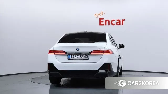 BMW 5 Series (G60) id 3399803 из Кореи 14