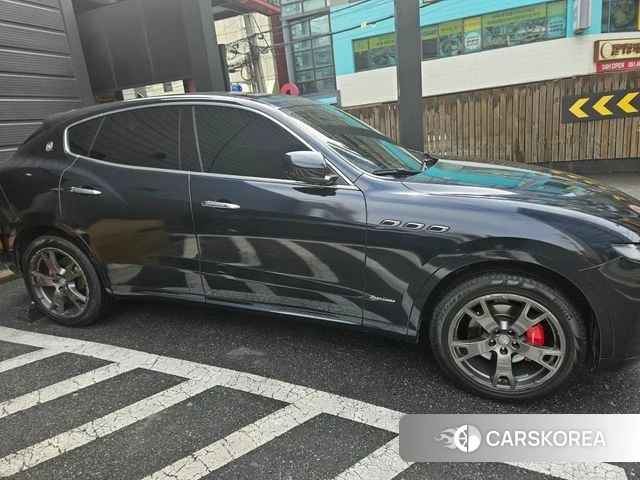 Maserati Levante id 3982235 из Кореи 9