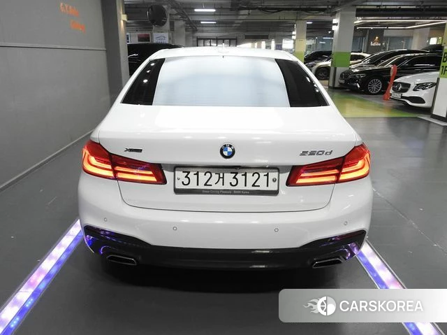 BMW 5 Series (G30) id 4476836 из Кореи 14