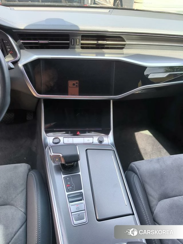 Audi A6L id 4271789 из Китая 11