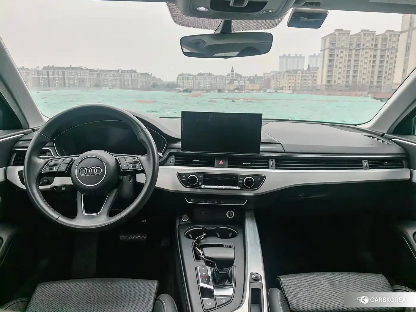 Audi A4L 2022 Silver/gray из Китая, фото 4