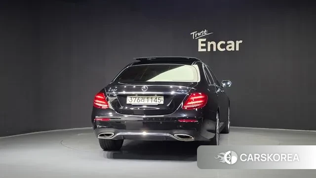 Mercedes-Benz E-Class W213 id 3165814 из Кореи 14