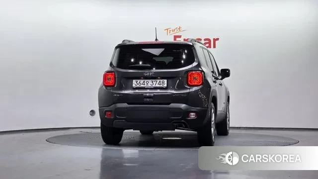 Jeep Renegade id 3691291 из Кореи 14