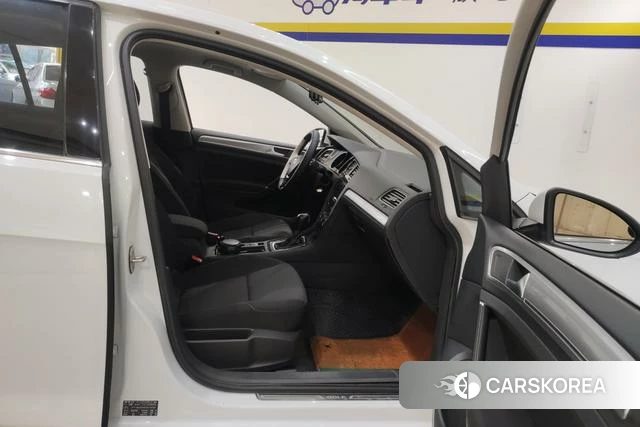 Volkswagen Golf id 3876360 из Китая 11
