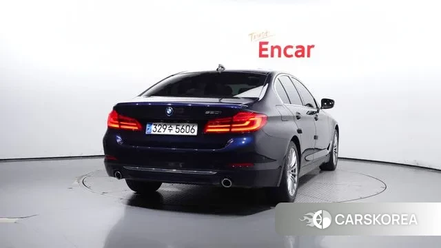 BMW 5 Series (G30) id 3090013 из Кореи 14